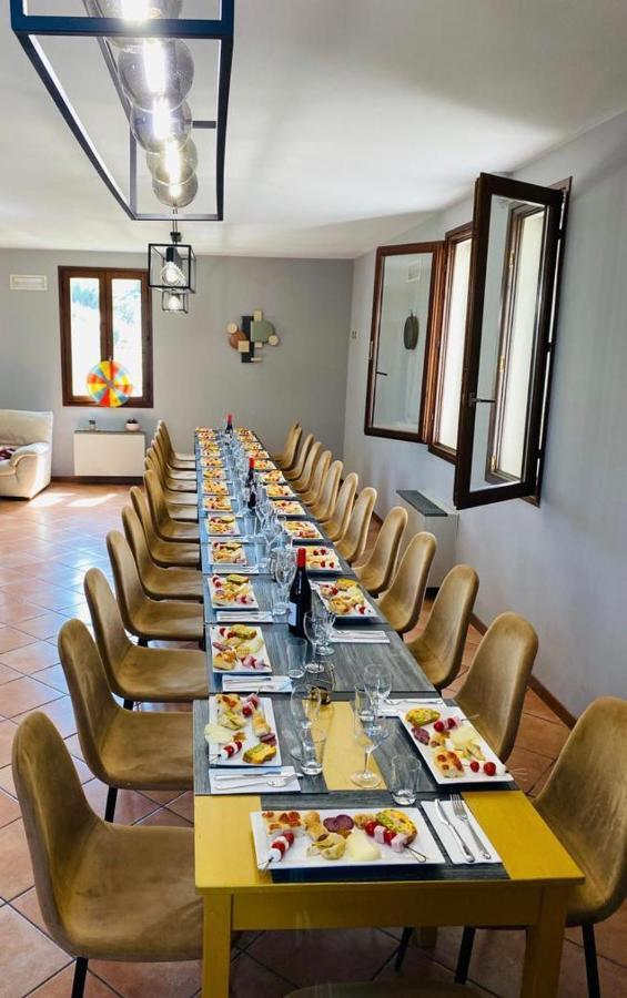 杰马诺 Locanda Delle Grotte Di Onferno酒店 外观 照片