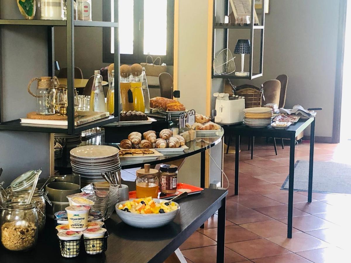 杰马诺 Locanda Delle Grotte Di Onferno酒店 外观 照片